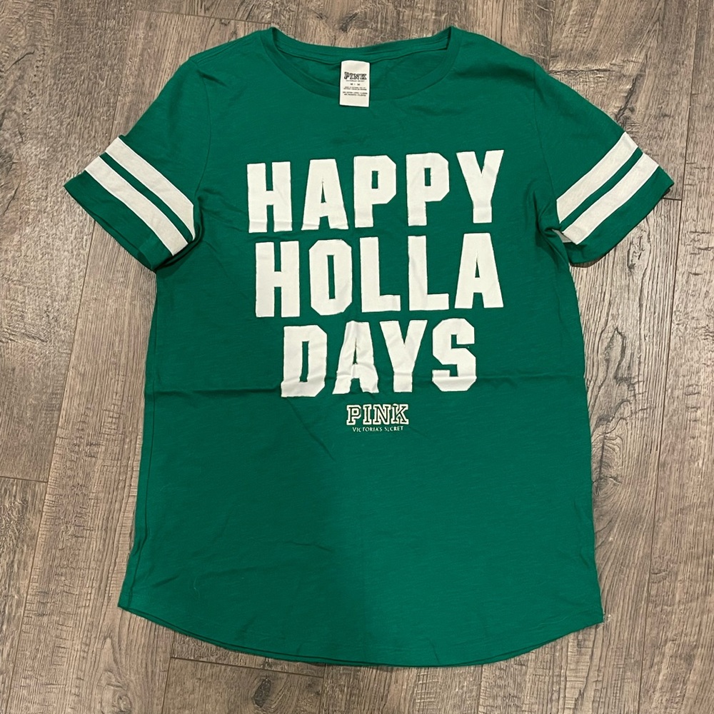 VS pink Holiday tee